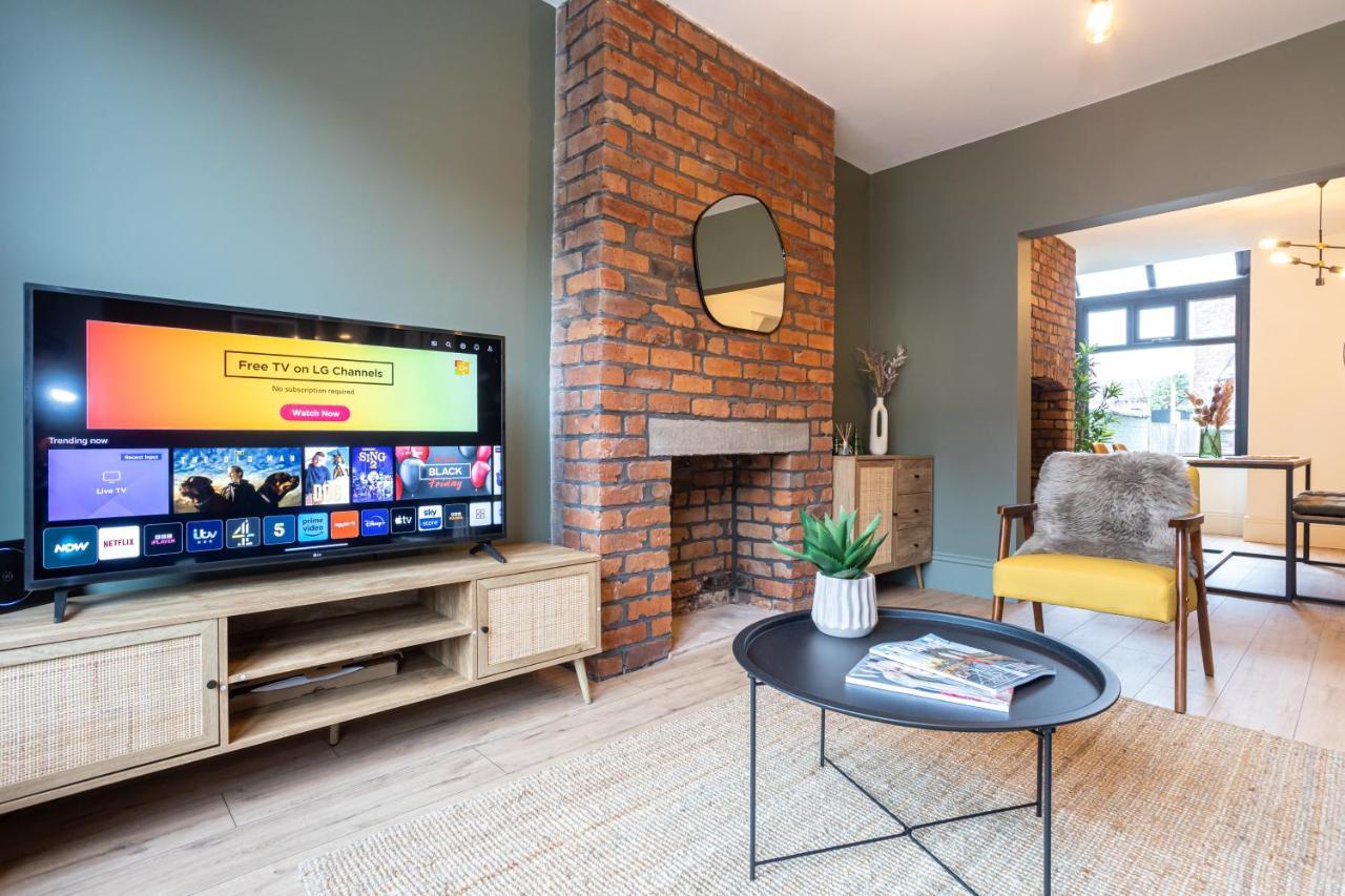 Stunning Scandi 3 Bed House In Manchester-Parking Vila Exterior foto