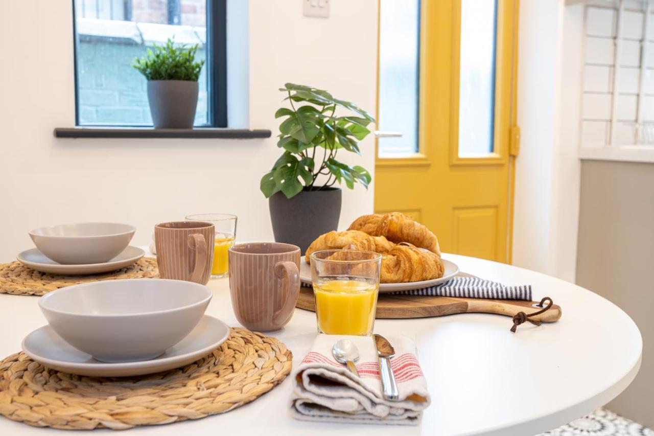 Stunning Scandi 3 Bed House In Manchester-Parking Vila Exterior foto